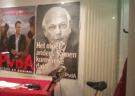 PvdA: het moet anders (foto: FOK.nl)
