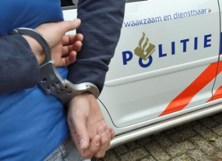 Politie lost waarschuwingsschot in Rotterdam