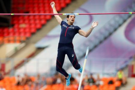 Lavillenie springt naar de wereldtitel indoor in 2012 (Foto: Pro Shots)