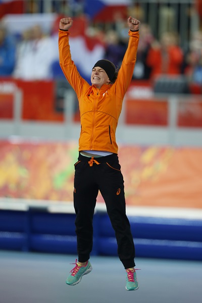 Ireen Wüst na haar overwinning op de 3000 meter (PRO SHOTS/Henk Jan Dijks)