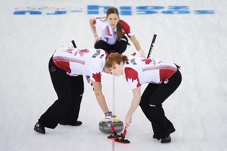 Topfavorieten Canada in actie tijdens het curlingtoernooi (PRO SHOTS/GEPA)