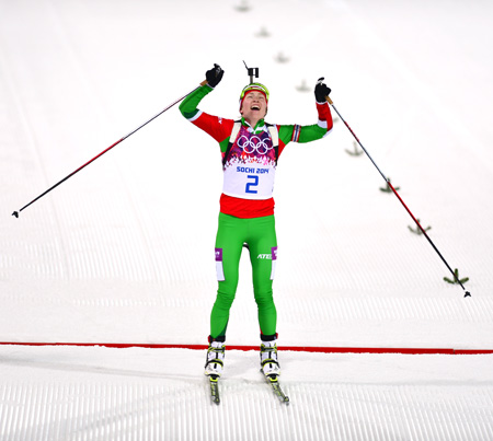 Domracheva wint in Sochi olympisch goud op de massastart, haar derde titel (Foto: Pro Shots/GEPA)