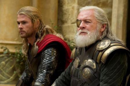 Thor: The Dark World: Thor en Odin