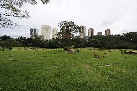 De laatste rustplaats van Ayrton Senna op begraafplaats Cemiterio do Morumbi in zijn thuisstad São Paulo (PRO SHOTS/Jasper Ruhe)