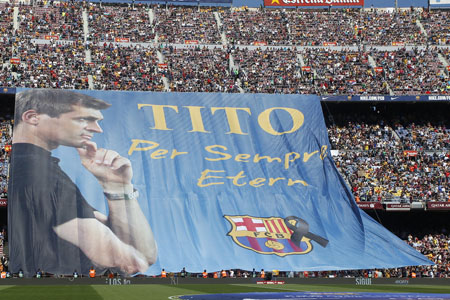 Barcelona herdacht de onlangs overleden oud-trainer Tito Vilanova (PRO SHOTS/Marca)