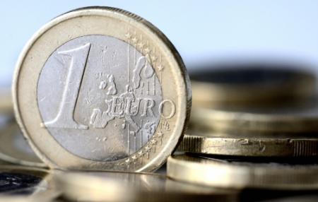 Euro sterkt flink aan