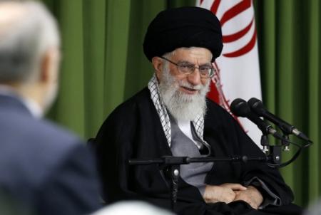 Iraanse leider wil massaproductie raketten