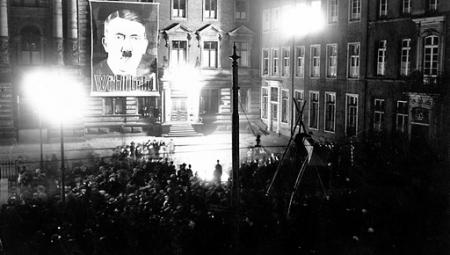 Die Chroniken Des Adolf Hitler 1