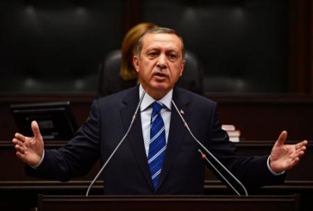 Merkel vraagt Erdogan om'terughoudendheid'