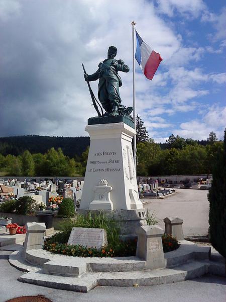 Het monument ter nagedachtenis aan de verzetsstrijders in Oyonnax (Foto: WikiCommons/Jejecam)