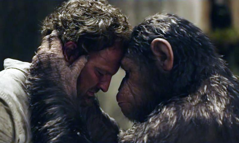 Malcolm en Caesar in Dawn of the Planet of the Apes