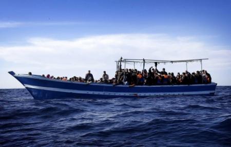 'Veel doden na zinken boot met immigranten'