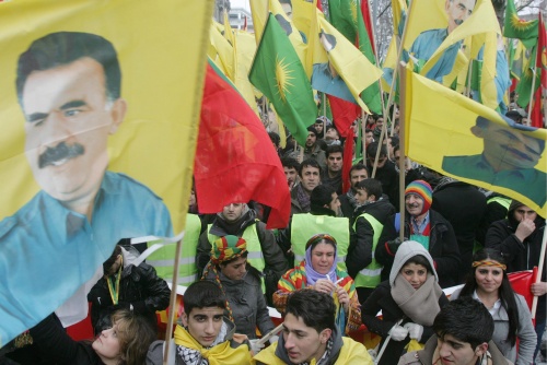 PKK dreigt Turkije met einde vredesoverleg