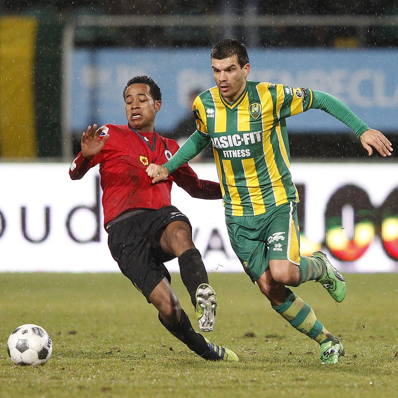 Wie wint de Zuid-Hollandse derby: ADO Den Haag of Excelsior? (PRO SHOTS / Ed van de Pol)