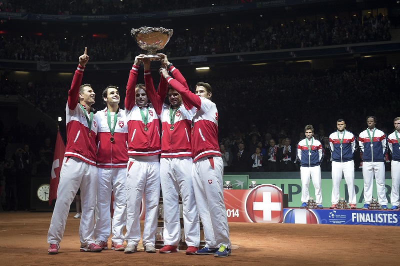 Roger Federer miste nog één prijs in zijn prijzenkast. Afgelopen najaar vulde hij eindelijk die legen plek door met Zwitserland de Davis Cup te winnen in de finale tegen Frankrijk (PRO SHOTS/Panoramic)
