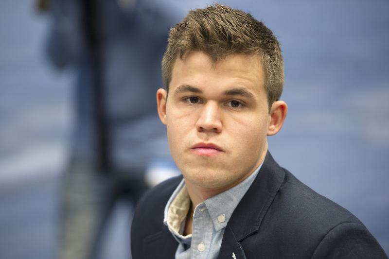 Magnus Carlsen eerder dit toernooi. (PRO SHOTS/Martijn Buskermolen).