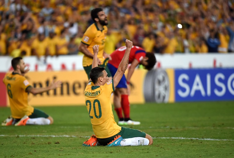 Sainsbury (rugnummer 20) na het winnen van de Azië Cup (PRO SHOTS/Zuma Sports Wire) Sainsbury (rugnummer 20) na het winnen van de Azië Cup (PRO SHOTS/Zuma Sports Wire)