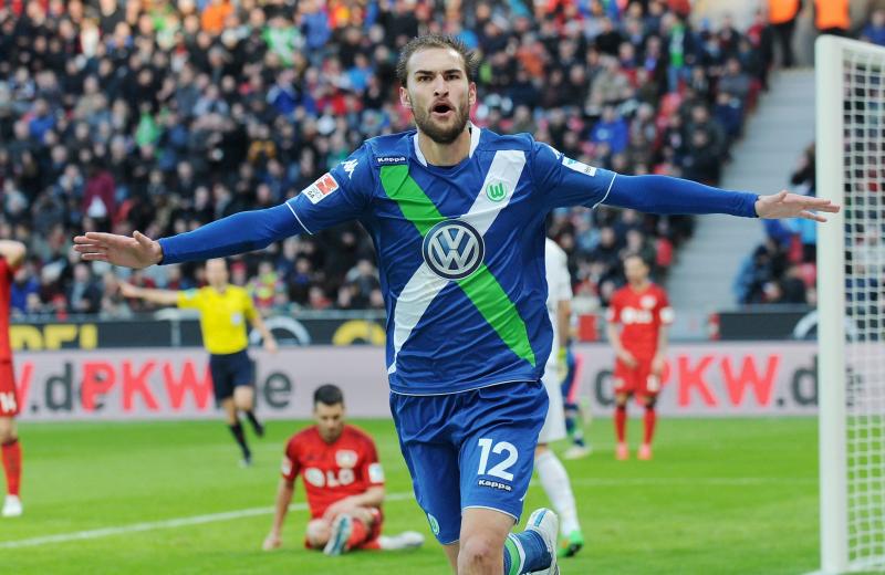 Bas Dost viermaal trefzeker voor Wolfsburg. (PRO SHOTS/Witters)