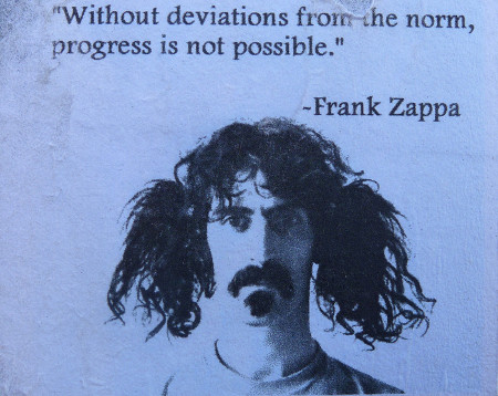 Frank Zappa spreekt