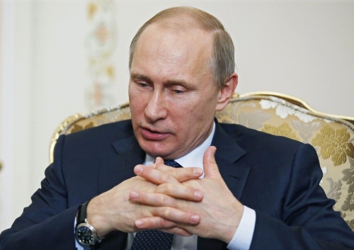 Poetin zit niet met hoge inkomsten ministers