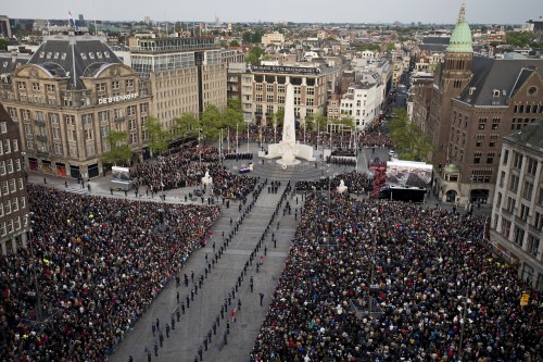 Nederland staat stil bij oorlogsslachtoffers