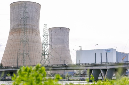 Belgische reactoren liggen nog maanden stil