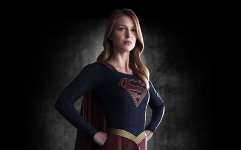 Supergirl: Melissa Benoist in kostuum