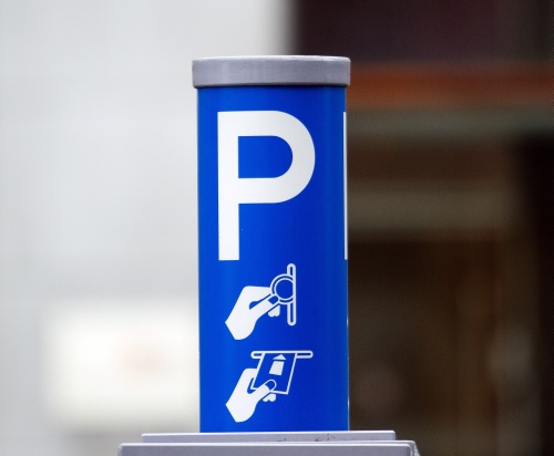 Engelse school vraagt parkeergeld aan ouders