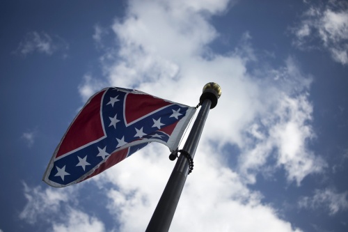 South Carolina laat omstreden vlag weghalen