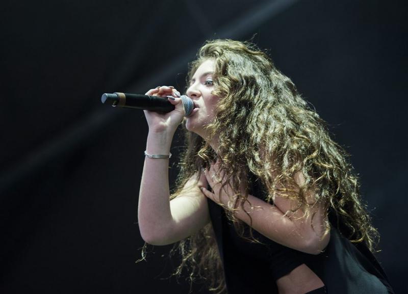 Lorde verschijnt op concert Taylor Swift