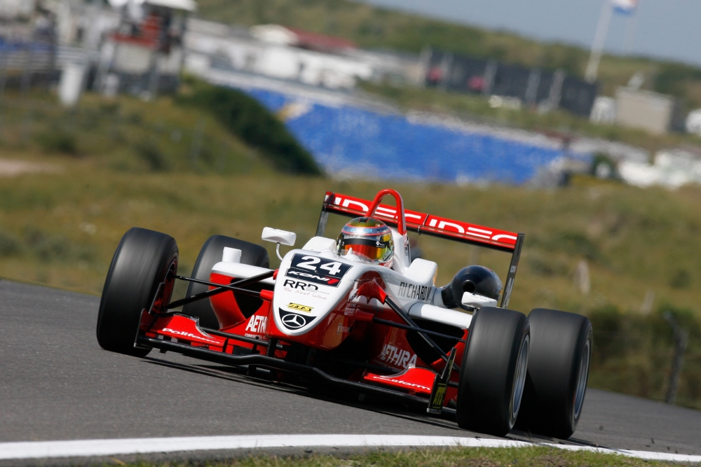 Jules Bianchi racete in 2008 in een Formule 3-bolide van ART op Zandvoort (Pro Shots/Archive)