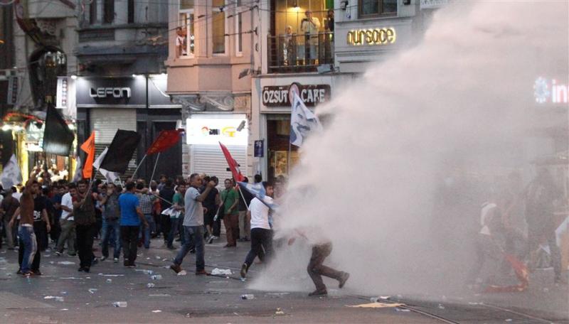 Demonstratie om aanslag Turkije neergeslagen