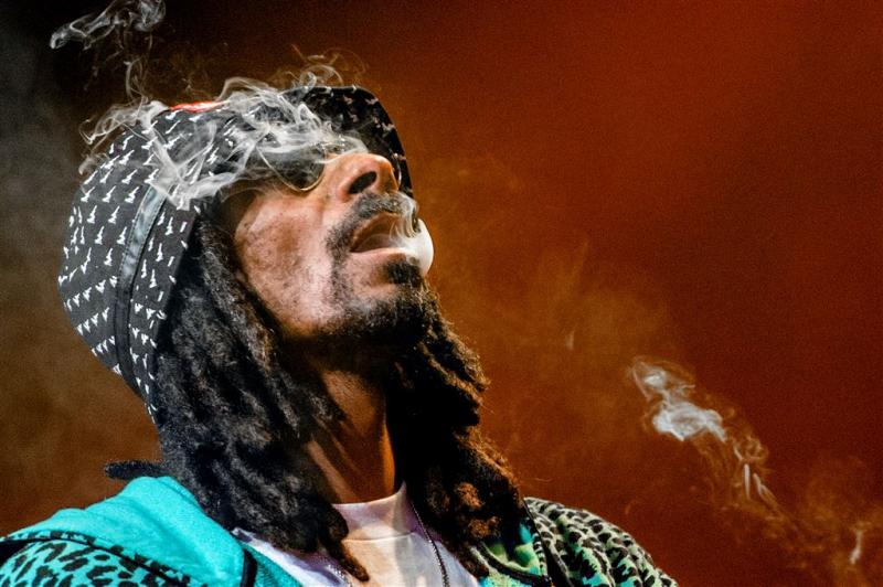 Douane Italië neemt geld Snoop Dogg in beslag