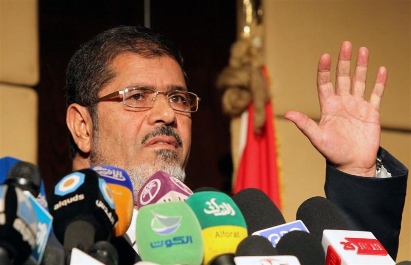 Mursi wil beter eten in gevangenis