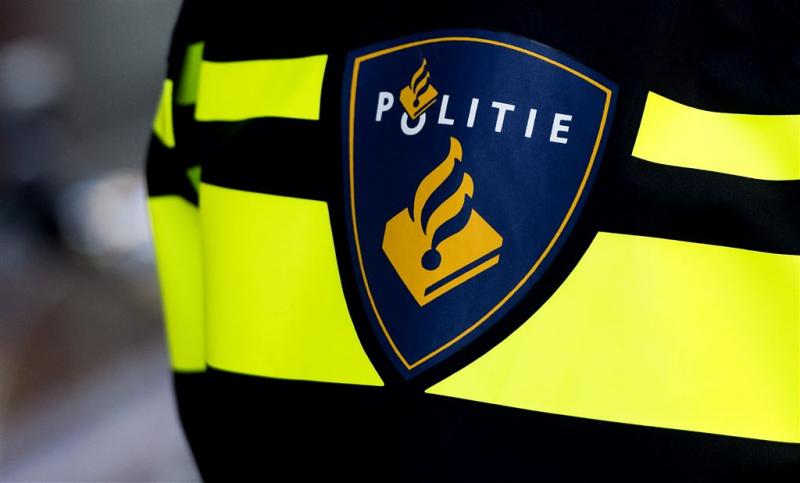 Politie Rotterdam schiet man neer 