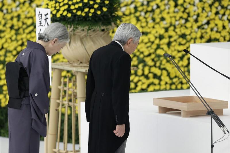 Japanse keizer 'bidt voor wereldvrede'