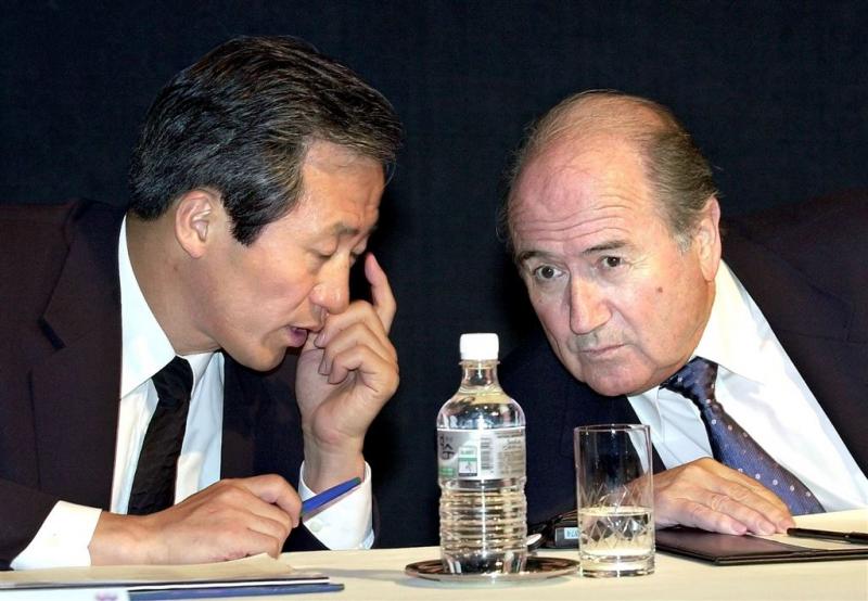 Blatter slaat terug naar Chung