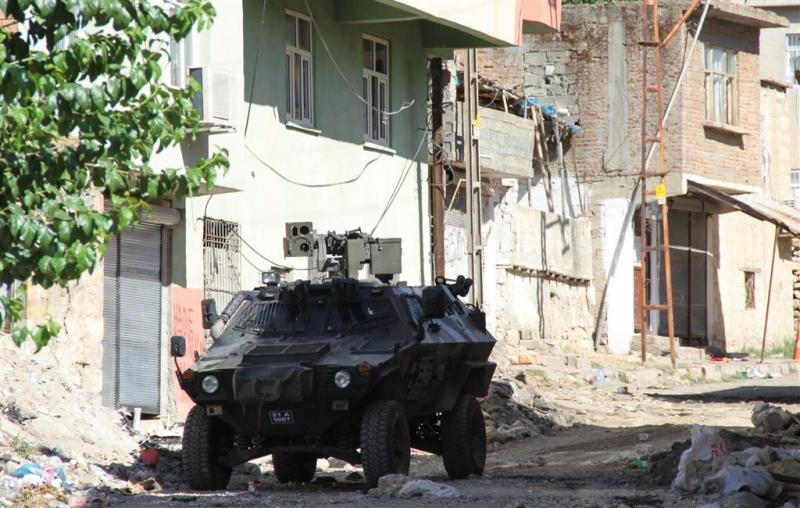 Acht Turkse soldaten gedood bij bomaanslag