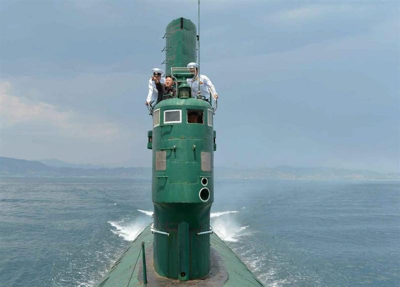 'Onderzeeërs Noord-Korea verlaten bases'