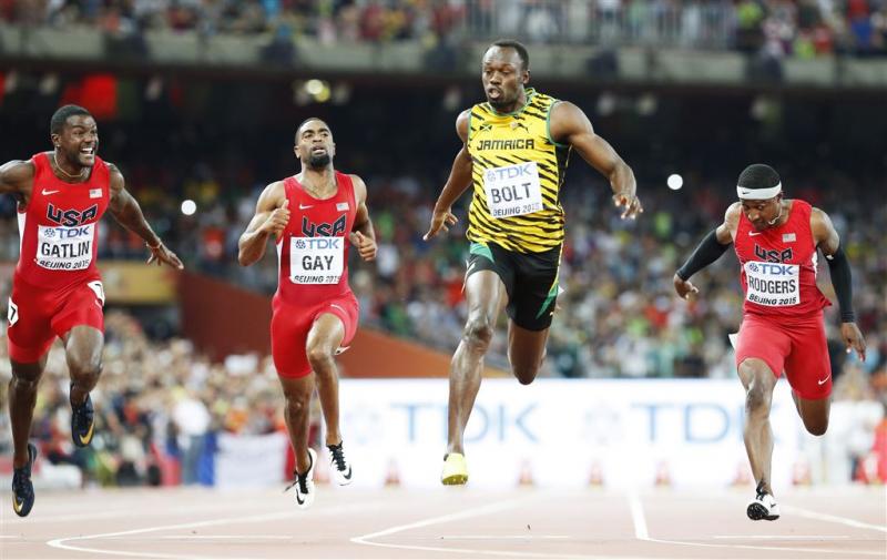 Bolt prolongeert wereldtitel op 100 meter