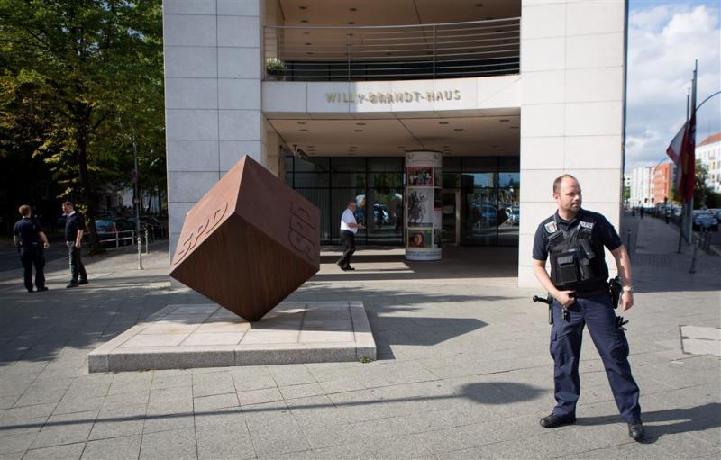 Hoofdkantoor SPD ontruimd na bommelding