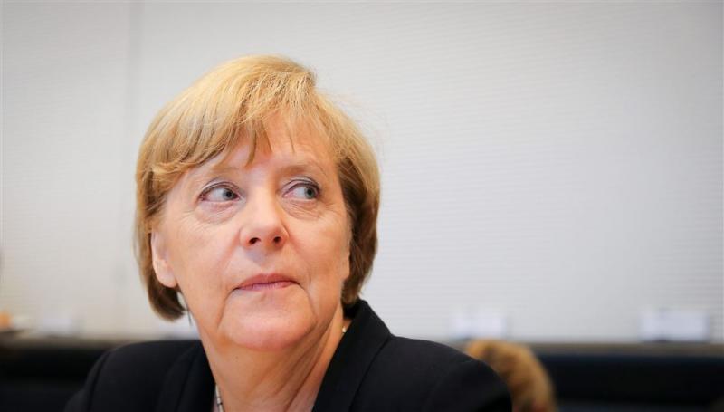 Merkel uitgejouwd bij bezoek aan Heidenau
