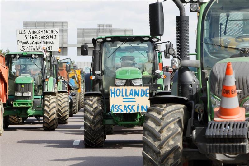 Franse boeren weer in actie op snelweg