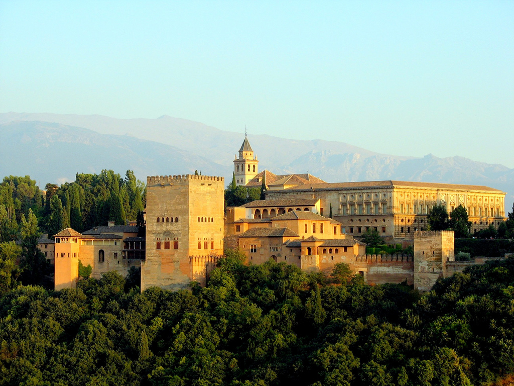 Granada (Foto: Wikimedia)