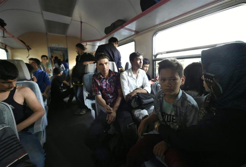 Vluchtelingen weigeren trein te verlaten