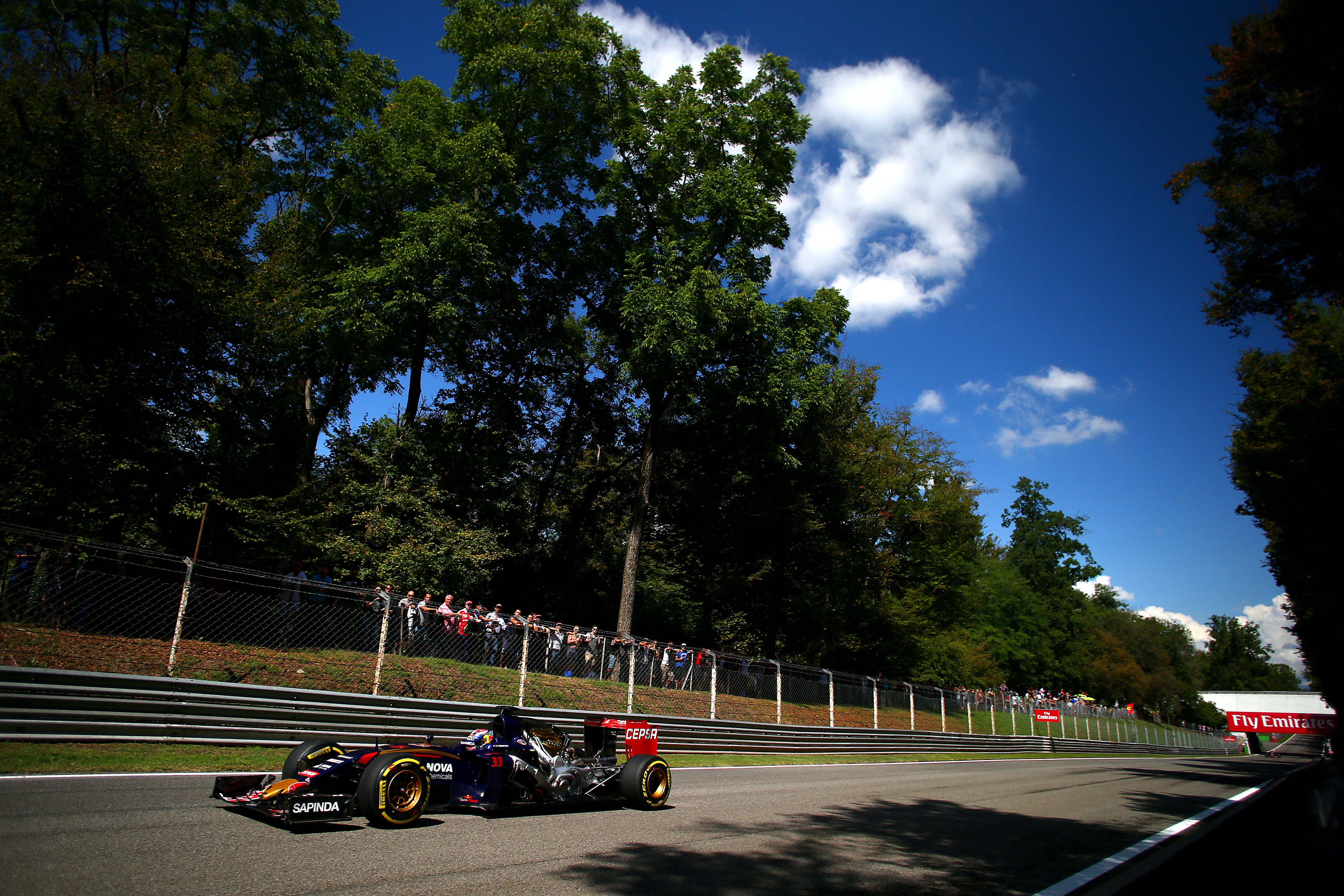 Verstappen krijgt drive-trough voor losse engine cover (Foto: Red Bull)