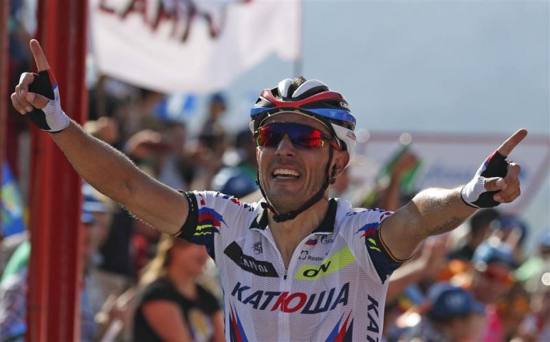 Rodríguez pakt leiderstrui Vuelta