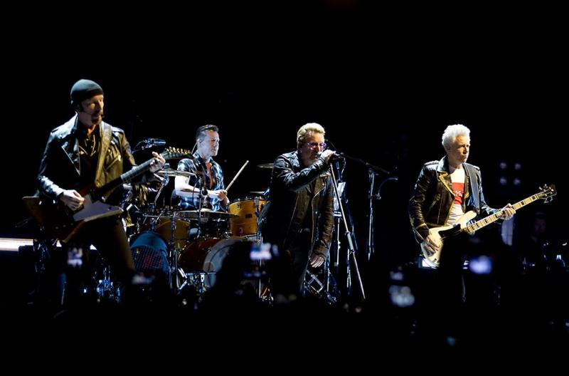 U2 speelt Ziggo Dome plat