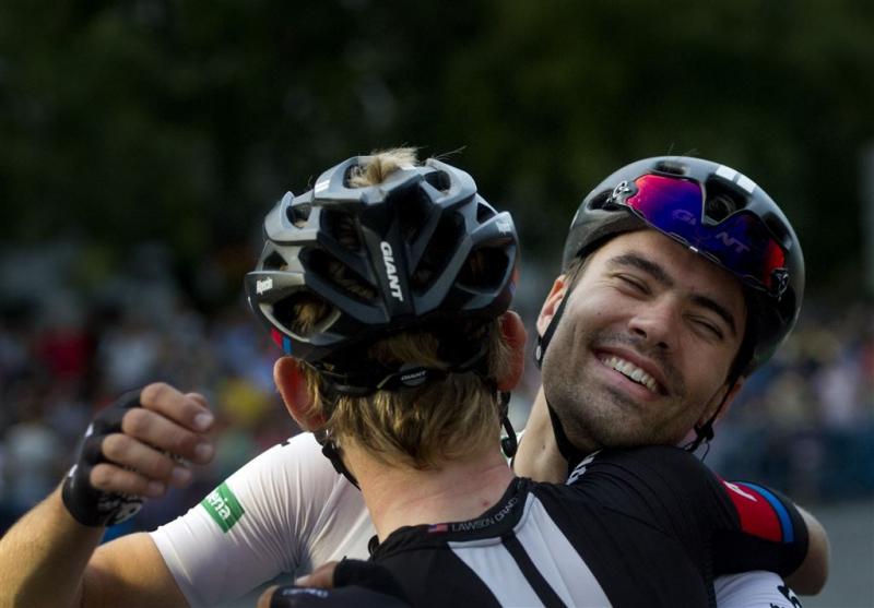 Dumoulin sluit Vuelta alsnog met glimlach af