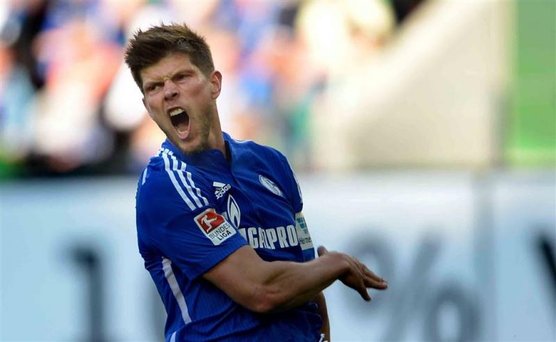 Huntelaar huilt en lacht bij Schalke 04 
